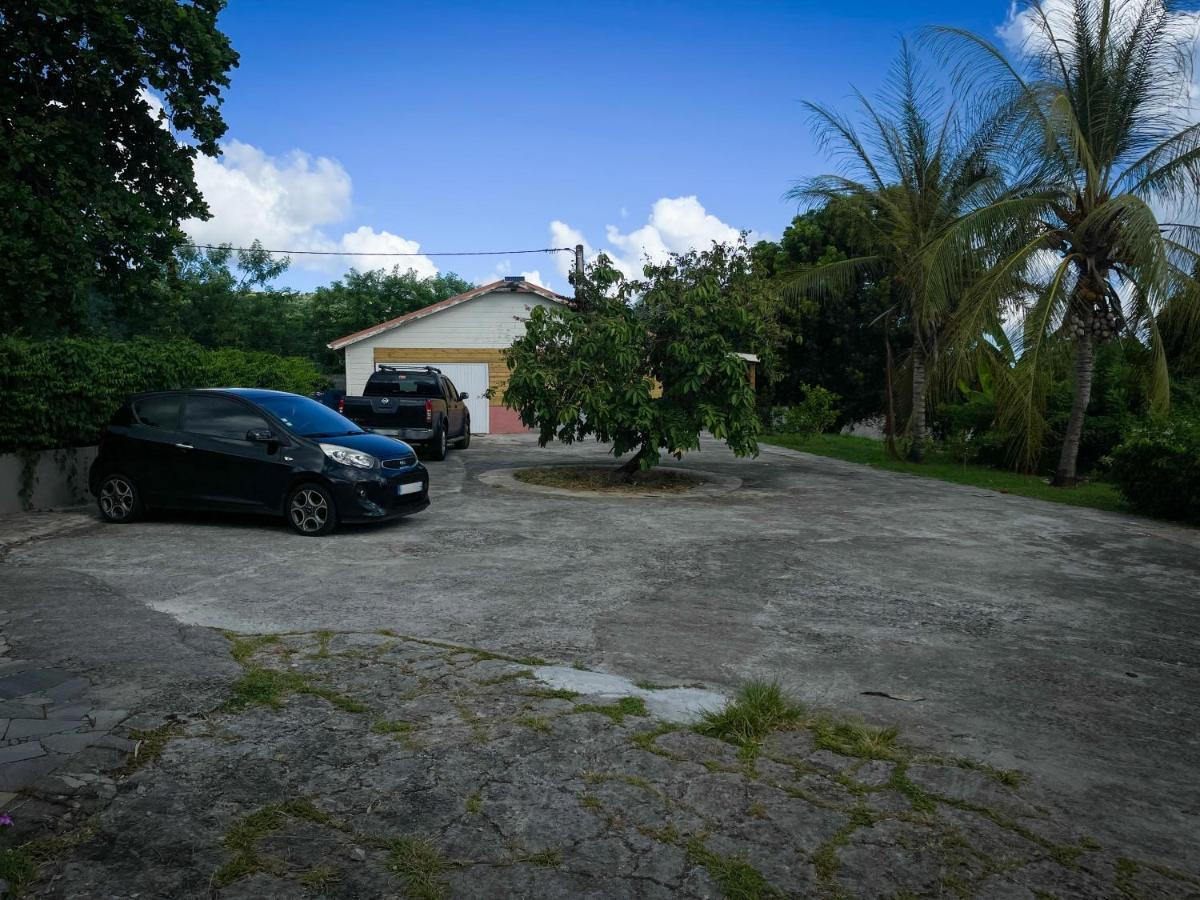 Villa Jouanacaera Le Carbet Esterno foto